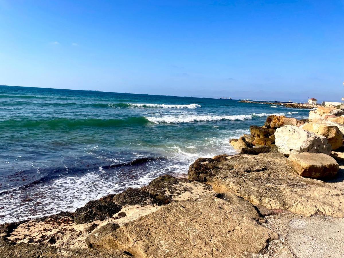 Sea View Cozy Apartment Haifa Buitenkant foto